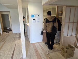 カーテン打ち合わせ