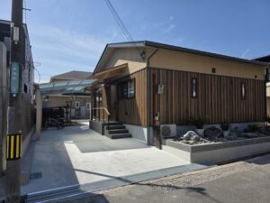 写真撮影  完成と着工