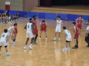 バスケットボールの試合を見てきました