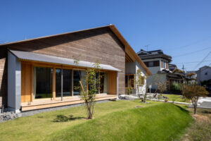 近くの山の木で家を建てるということ